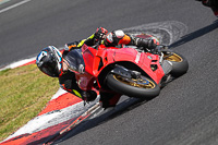 brands-hatch-photographs;brands-no-limits-trackday;cadwell-trackday-photographs;enduro-digital-images;event-digital-images;eventdigitalimages;no-limits-trackdays;peter-wileman-photography;racing-digital-images;trackday-digital-images;trackday-photos